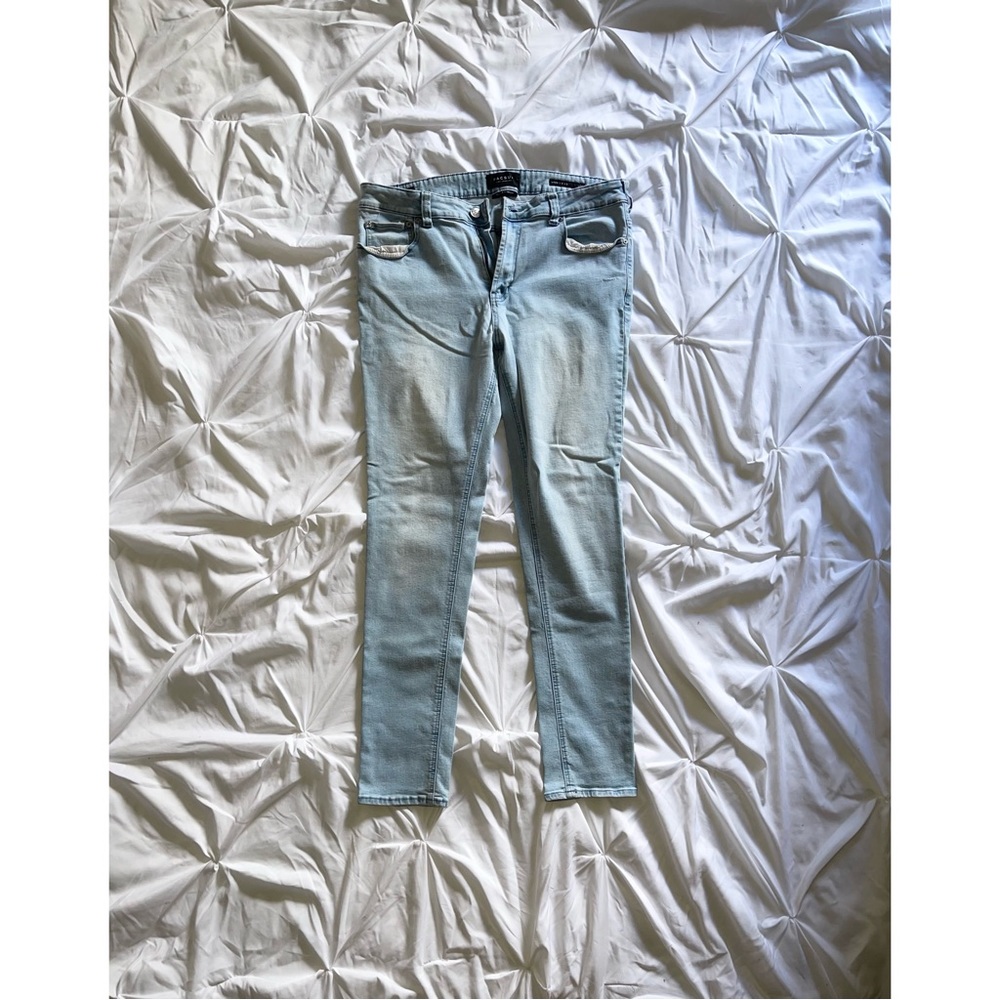 Light-Wash Jeans